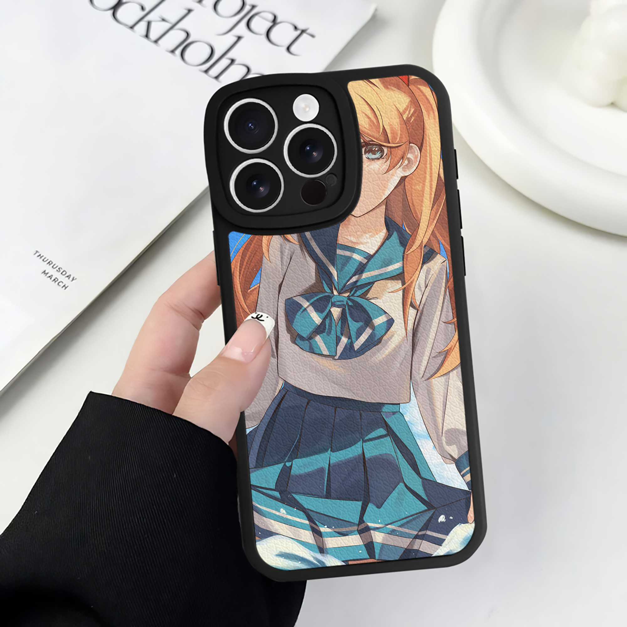 （画像用） EVA 新世紀エヴァンゲリオン 【iPhone 16シリーズ対応】シリコンスマホケース（レザー調） 材質：シリコン